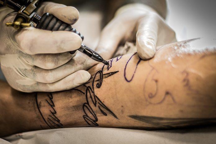 tatuaj trandafir semnificatie